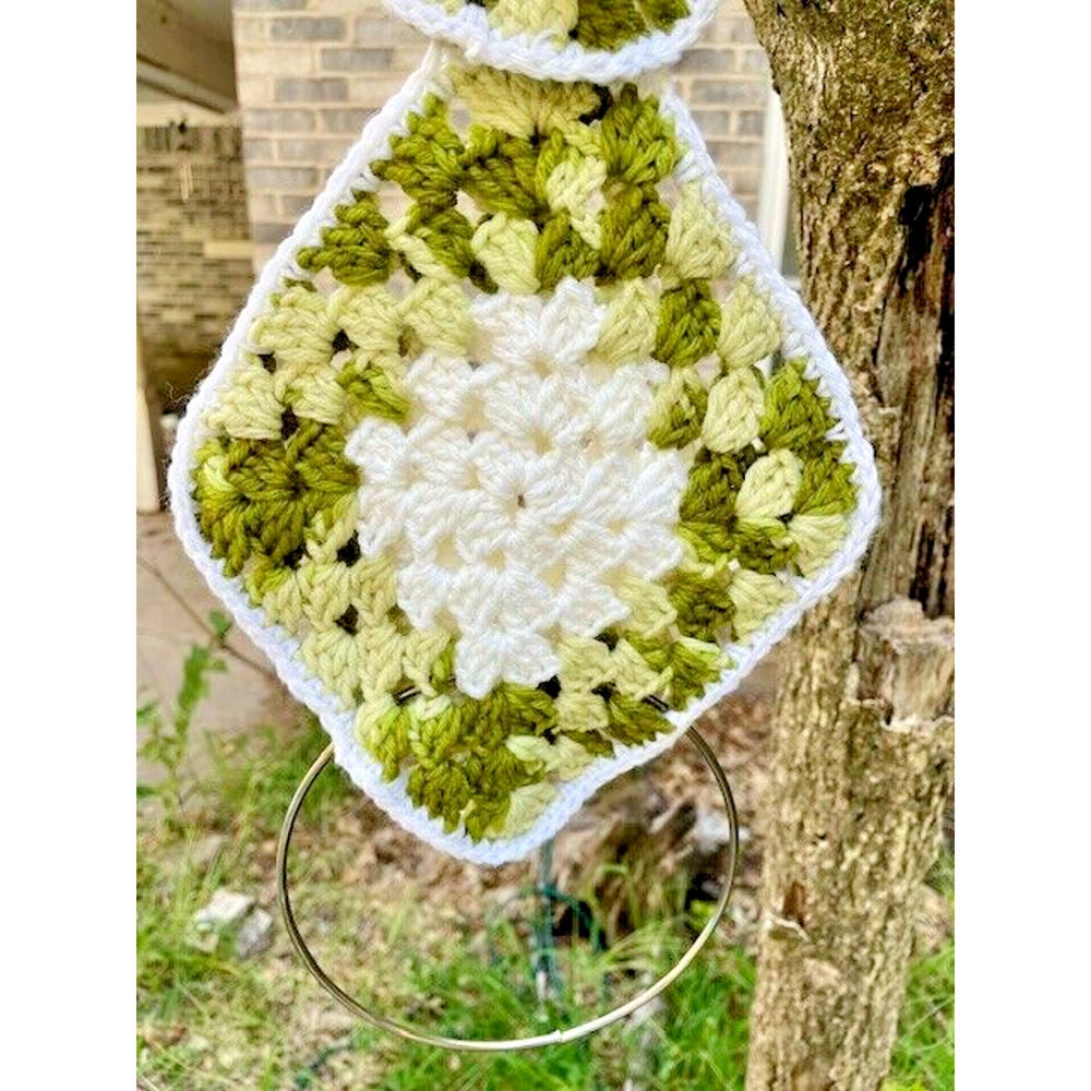 Vintage Owl Crochet Yarn Wall Hanging 18" Retro Decor - Picture 3 of 5